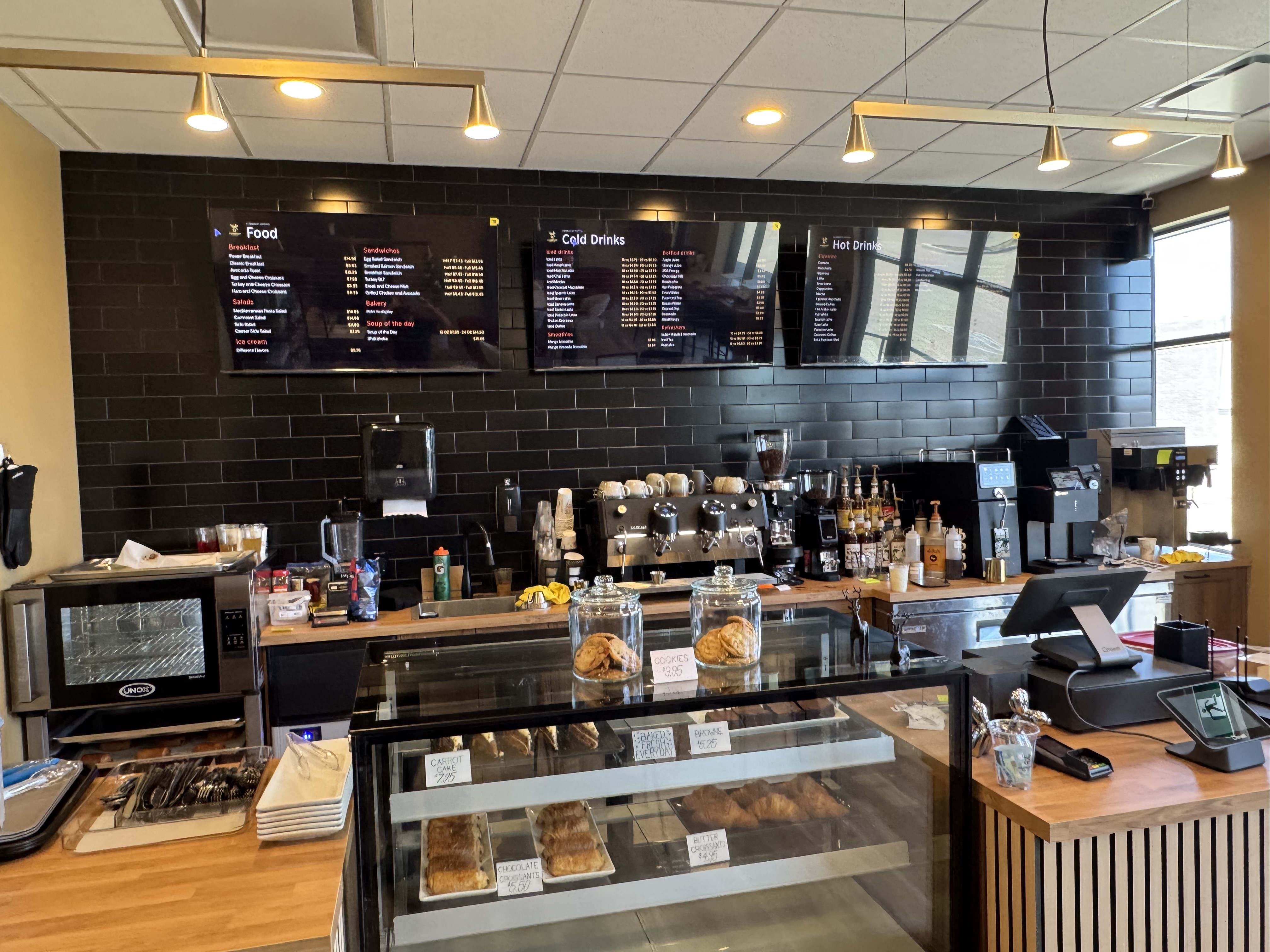 Camroast Coffee dining space